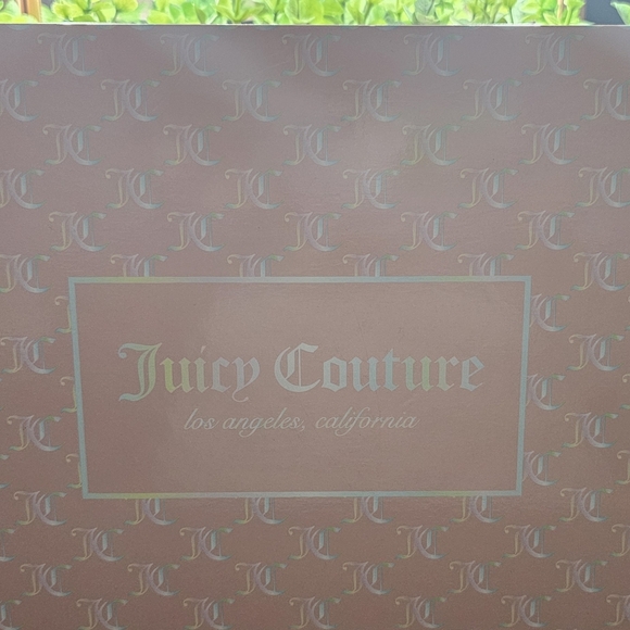 Juicy Couture, NWT, 2 piece set mini tote and coin purse. - Picture 4 of 5